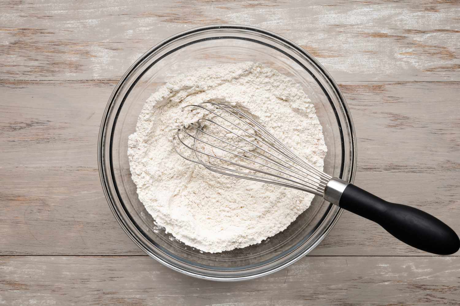 Bowl of Dry Ingredients Whisked Together for Cheese Straws Recipe