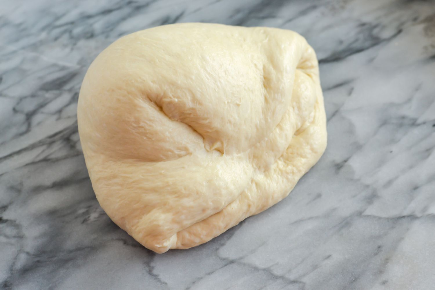 Knead dough for Salara