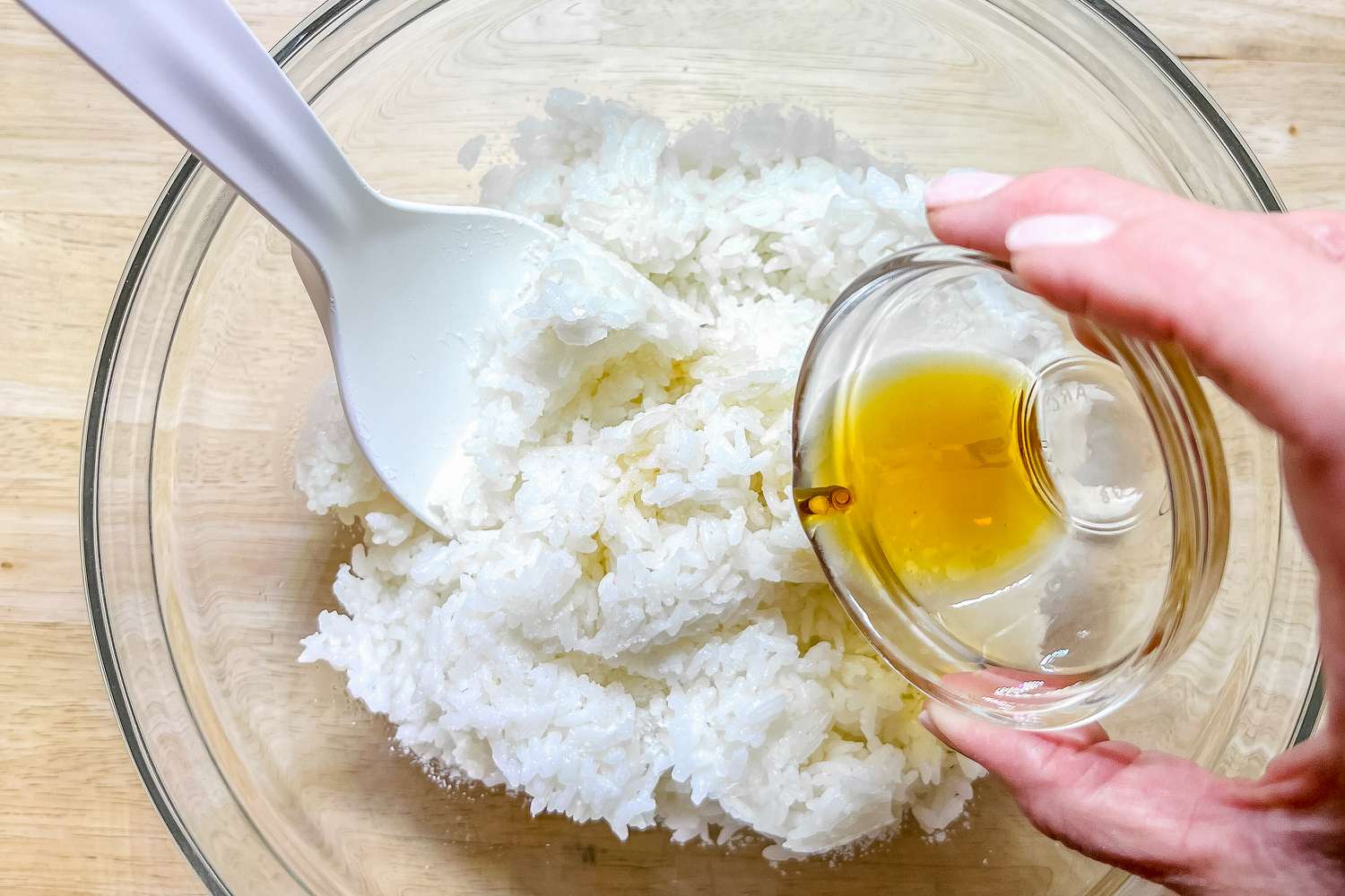 Rice in Bowl Seasoned with Sesame Oil for Korean Rice Roll