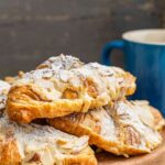 Croissants aux Amandes