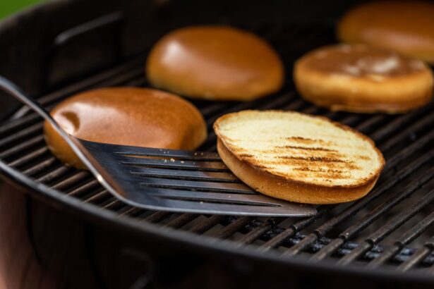 10 façons intéressantes d’utiliser des petits pains à hamburger restants