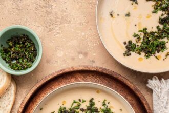 Soupe crémeuse de haricots blancs avec gremolata à la sauge