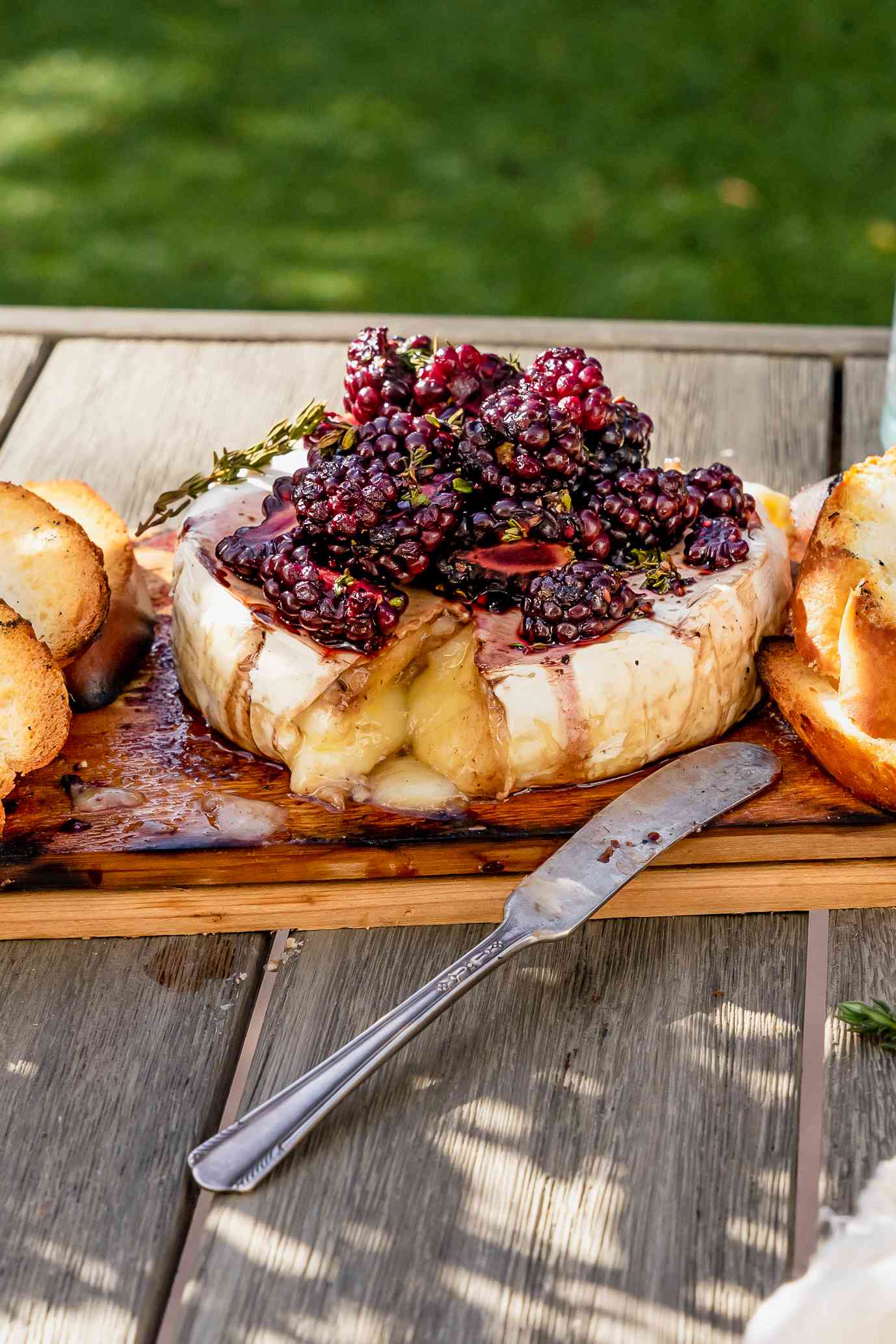 Brie Grillé sur Planche de Cèdre