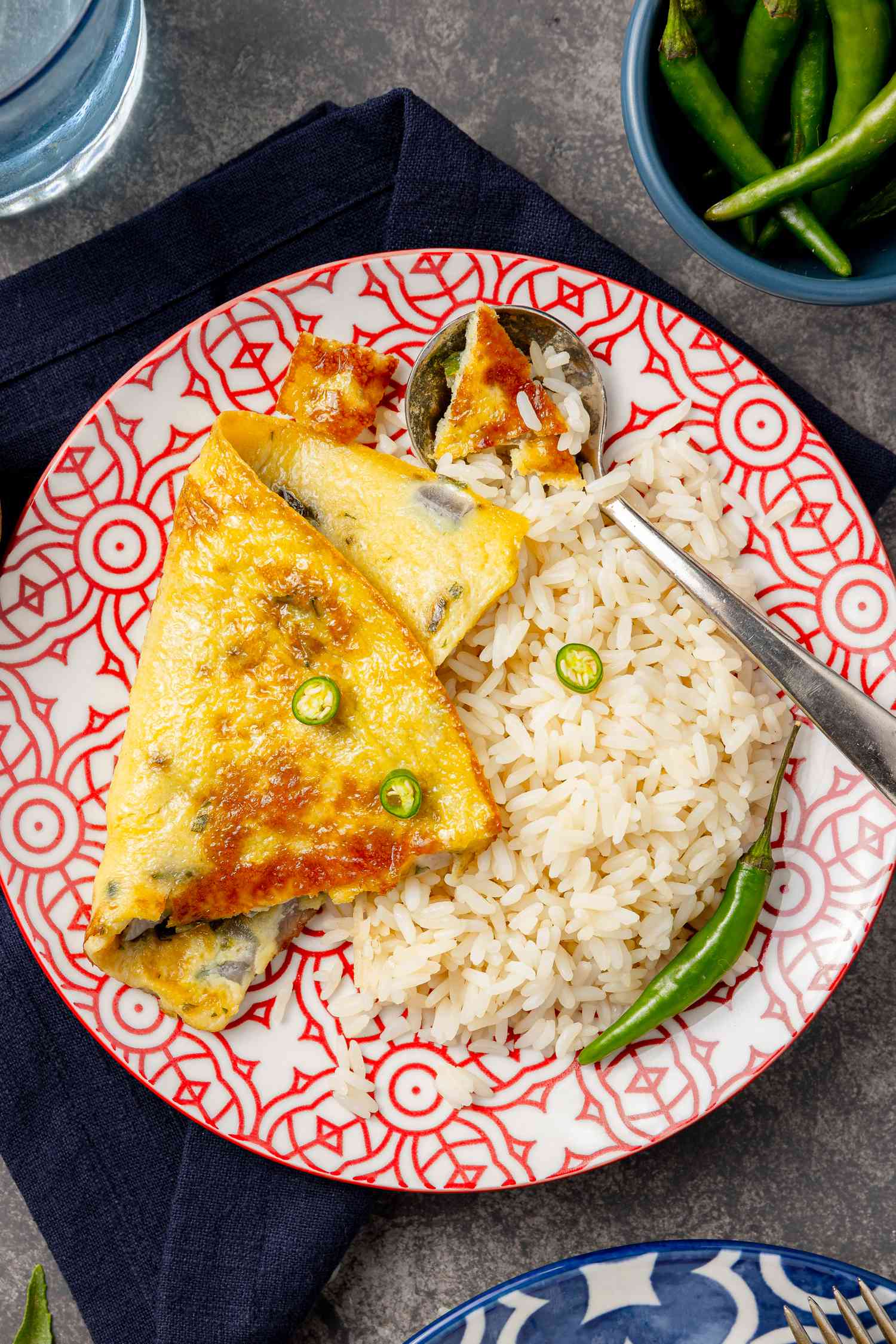 Omelette épicée au gingembre et à la noix de coco (Motta Porrichu)