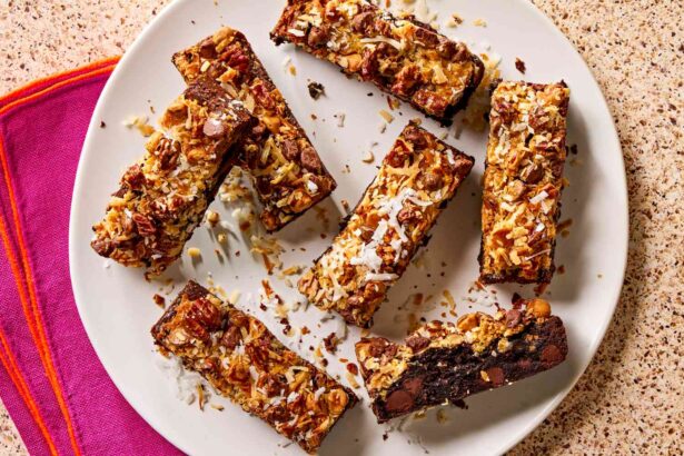 Pour les meilleures barres Hello Dolly, utilisez un mélange à brownies en boîte