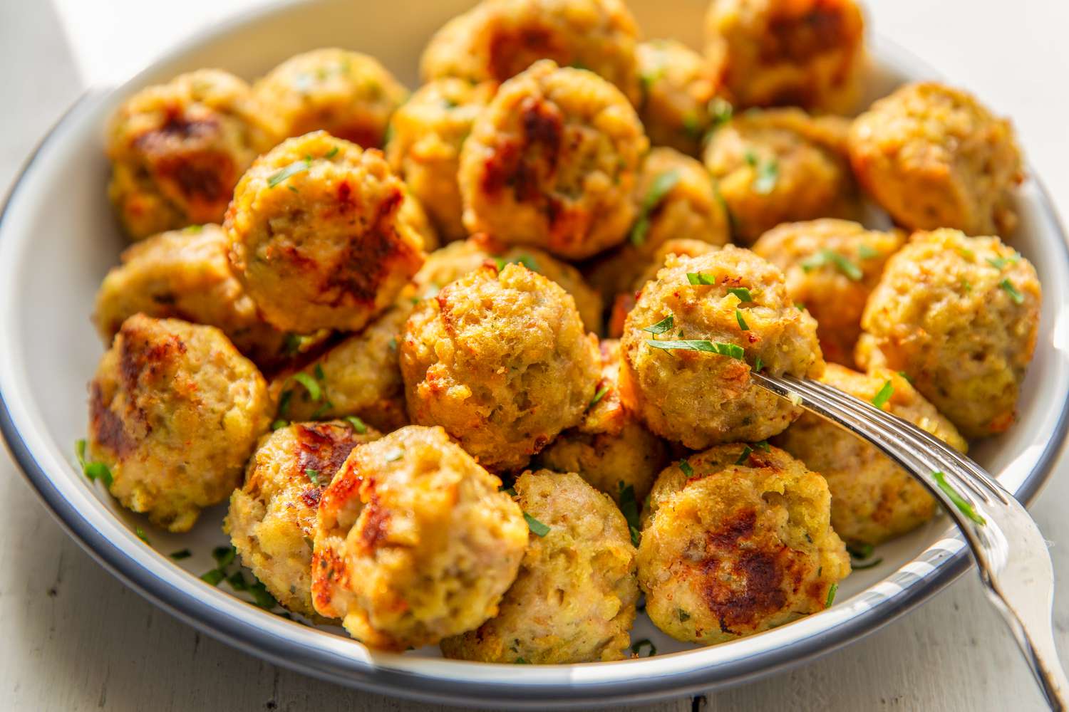 Ces boulettes de viande à 3 ingrédients sont les plus faciles que vous n’ayez jamais réalisées.